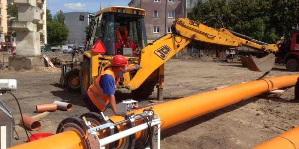 Plac Konstytucji 3 Maja - wodociąg