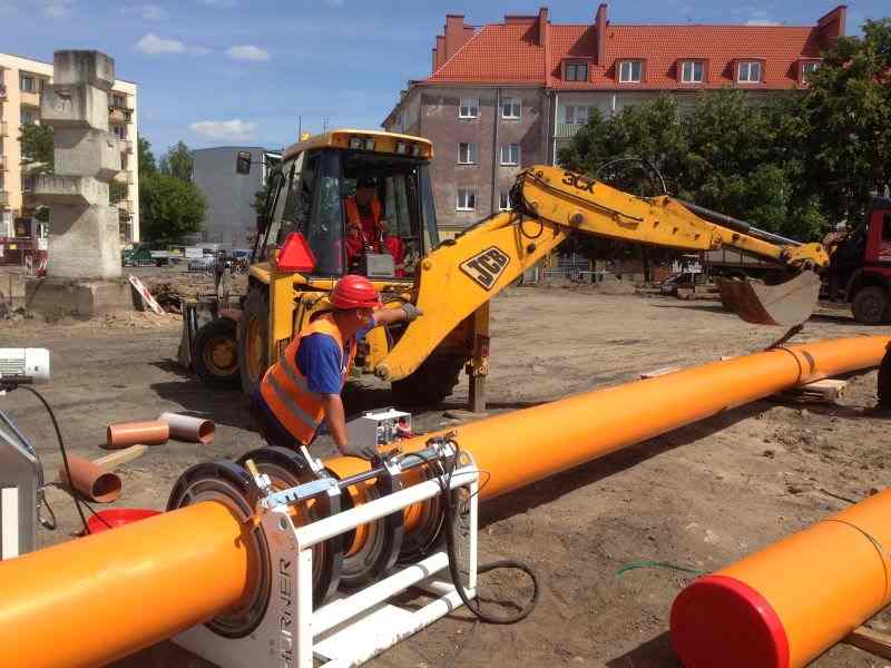 Plac Konstytucji 3 Maja - wodociąg