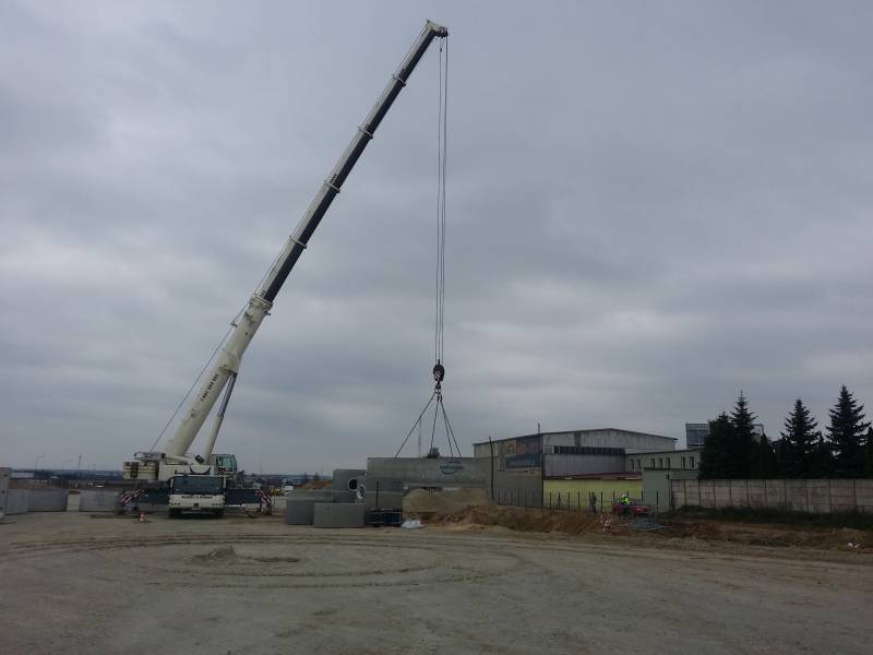 Budowa Ośrodka Doskonalenia Techniki Jazdy w Poznaniu